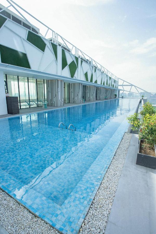 פאסאי Lime Resort Manila מראה חיצוני תמונה